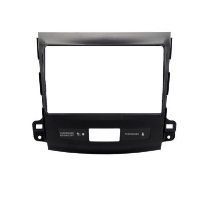 Rama kit instalare navigatie 9 inch pentru Mitsubishi Outlander 2010
