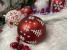 Set 30 globuri de Craciun alb-rosu, 5 cm, cu modele festive