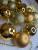 Set globuri de Craciun aurii, 51 piese, diverse dimensiuni, plastic incasabil
