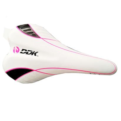 Șa bicicletă MTB/Road DDK 5407 alb/roz, confortabilă, 262 x 142 mm