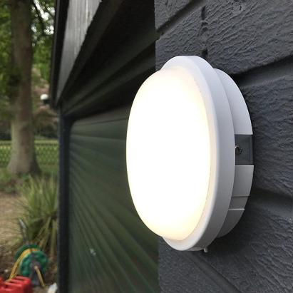 Aplica LED exterior alba AX310/218WH, 21,8 cm, 3000K, IP65