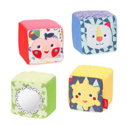 Set 4 cuburi - Prietenii culorilor PlayLearn Toys