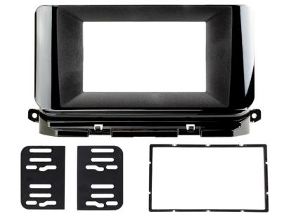 Connects2 CT23SK14 2DIN Kit Rama Skoda Octavia 2021+ finisat în negru pian CT23SK14 CarStore Technology