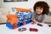 HOT WHEELS MEGA TRANSPORTATOR MASINI SI PISTA DE LANSARE SuperHeroes ToysZone