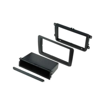 Rama adaptoare player auto 2 DIN negru Cod: RAM-40.261 Automotive TrustedCars