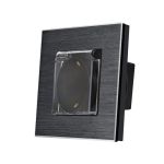 Priza Simpla cu Capac de Protectie LUXION cu rama din aluminiu SmartElectro IntelligentHouse