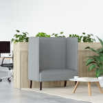 Canapea înaltă gri deschis 109x56x121 cm din material textil GartenMobel Dekor