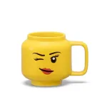 LEGO Cană mică LEGO din ceramică – Fată care face cu ochiul Quality Brand