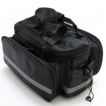 Geanta bicicleta spate 32x17x28 cm, 30L, extensibila, poliester impermeabil, cu elemente reflectorizante, negru Household NewTrend