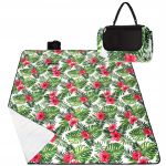 Patura pentru picnic sau plaja, cu folie izolatoare si maner, 160x200cm, floral Household NewTrend