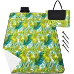Patura pentru picnic sau plaja, cu folie izolatoare si maner, 200x200cm, model frunze, verde Household NewTrend