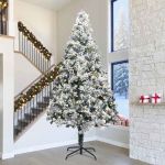 Brad de Crăciun artificial pre-luminat cu set de bile Verde GartenMobel Dekor
