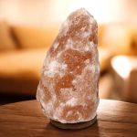 Lampa de sare decorativa, 5-6 kg, baza din lemn MultiMark GlobalProd