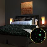 Patura fosforescenta 150x200 cm, stelute glow in the dark, moale si confortabila MultiMark GlobalProd