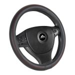 Husa volan de culoare neagra, cusatura rosie, diametru 37-39cm, material cauciucat AutoDrive ProParts