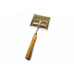 Țesală pentru animale cu mâner lung – Micul Fermier GF-0632