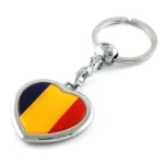 Breloc România inimă cu tricolor, metalic, pentru chei și cadou