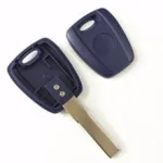 Cheie auto compatibilă Fiat, cu locaș pentru cip și lamelă SIP22 (fără cip)