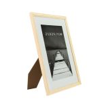 Ramă foto Alvin din lemn, format A4 (21x29,7 cm), culoare crem, pentru perete sau birou