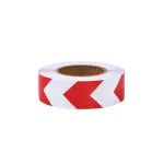 Bandă reflectorizantă tip fagure albă cu săgeată roșie, 10 cm x 25 m