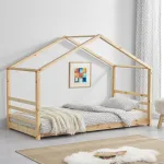 Pat pentru copii tip căsuță Vardø 90x200 cm din lemn, cu somieră