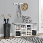 Bancă pentru pantofi Ymir cu 10 compartimente și șezut, alb/gri