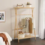 Cuier pentru haine Horten din bambus cu 2 polițe, natur