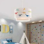 Lustră suspendată pentru copii Lurgan, albă, cu model dinozauri colorați