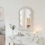 Oglindă de perete cu ramă din stofă teddy, 80x60 cm, albă