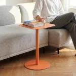 Masă laterală Nastätten din metal, portocaliu mat, 50x40x40 cm