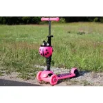 Trotineta pentru copii roz cu 3 roti, LED si cos buburuza, reglabila