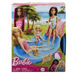 Set Barbie cu păpușă blondă, piscină și tobogan pentru joacă de vară