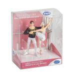 Set figurine Papo Balerina si partenerul ei pentru joc si colectie