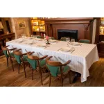 Set 2 fete de masa damasc albe Somnart 160x220 cm din 100% bumbac