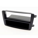 Rama adaptoare 1DIN Connects2 pentru Mercedes C, CLK, Vito si Viano