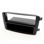 Rama adaptoare 1DIN Connects2 pentru Mercedes C, CLK, Vito si Viano