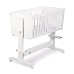 Pătuț copii din lemn KLUPS Zoya alb, reglabil, cu roți, 90x40 cm