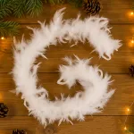 Ghirlandă decorativă albă din pene pentru brad și decor festiv, 180 cm