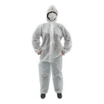 Combinezon alb din 100% polipropilena cu gluga, de unica folosinta, inchidere cu fermoar, mansete elastice, marimea M/L