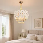 Candelabru din cristal PETAL Petito, 3xE14, D30 cm, auriu