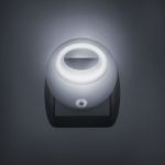 Lampa de veghe cu LED si senzor de lumina - alb Best CarHome