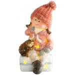 Decoratiune iarna, polirasina, fata cu arici asezati pe taburet, LED, 10.5x10.5x19.5 cm GartenVIP DiyLine