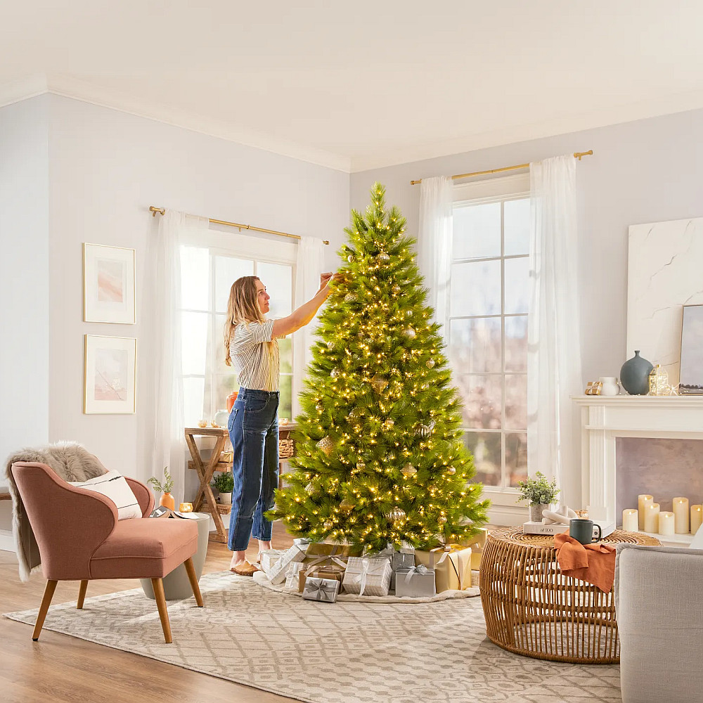 Brazi Artificiali 210 cm - Pentru un decor armonios