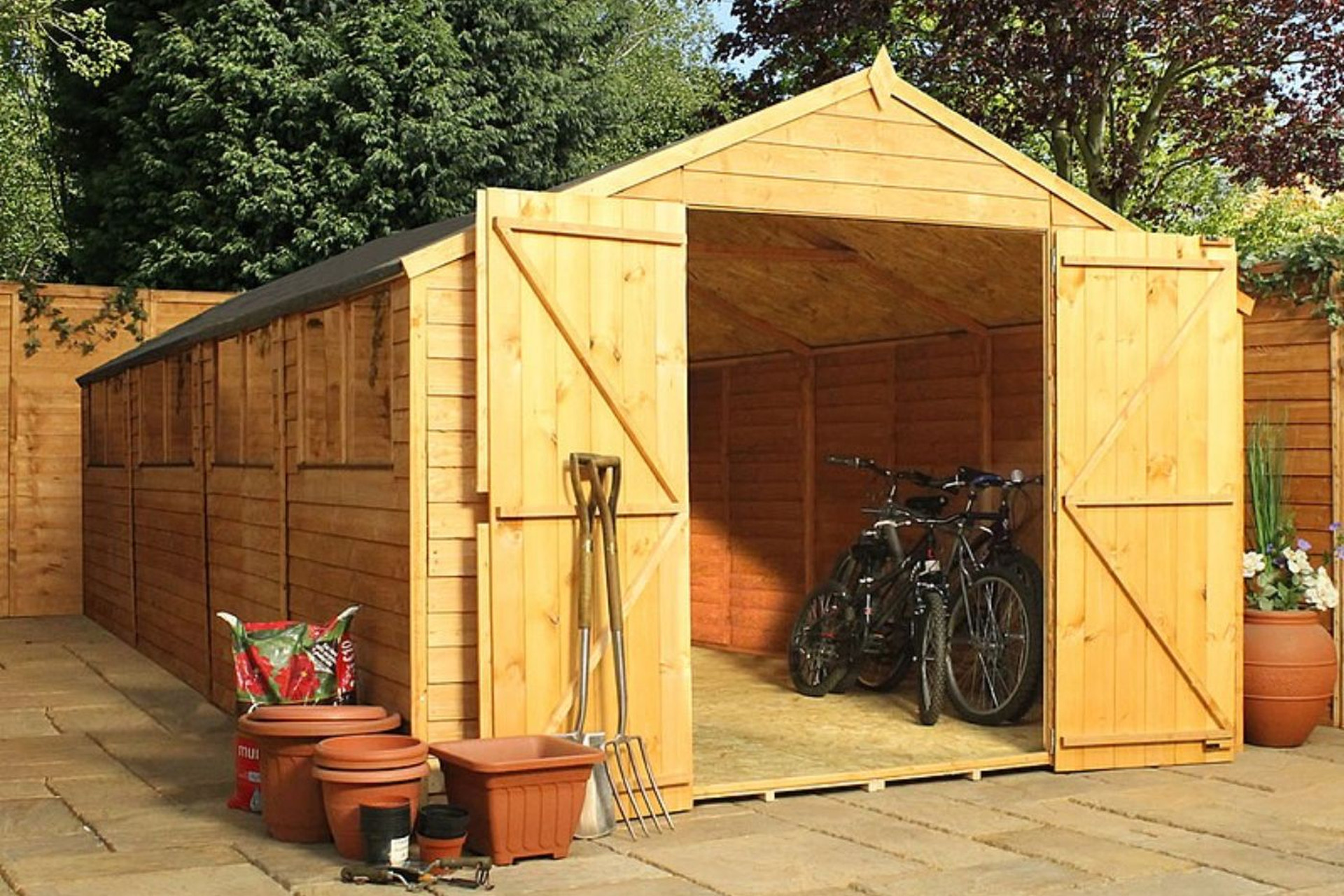 Magazie din lemn - avantaje și dezavantaje Magazie din lemn - avantaje și dezavantaje